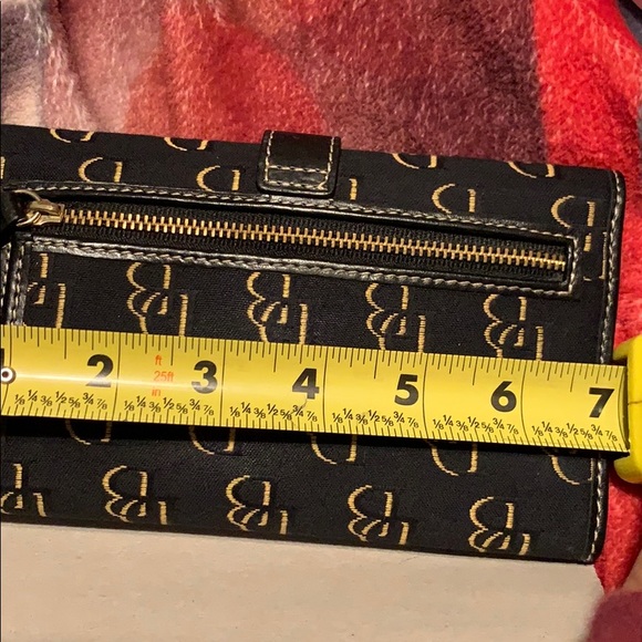 NWT Dooney & Bourke signature wallet - Picture 6 of 8